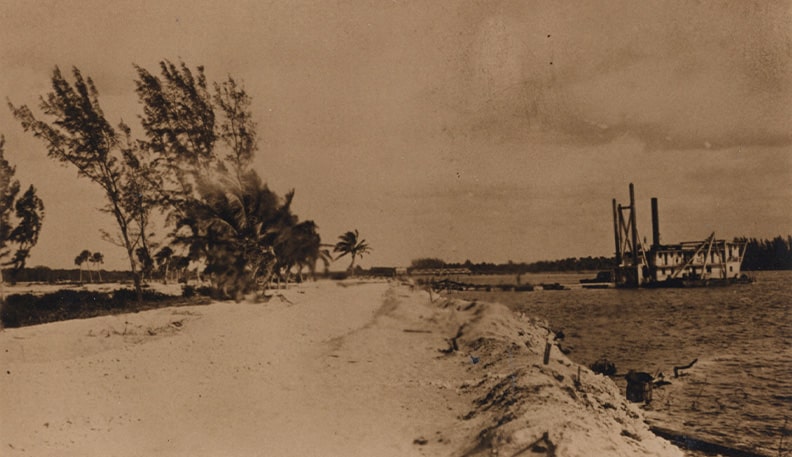 photo of the beach back in 1980s in Fort Lauderdale FLorida